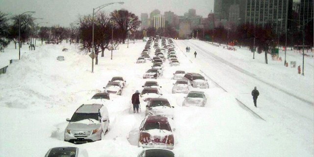 Blizzard spreads snowy shroud over nearly half US | Fox News