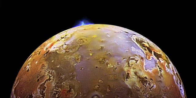 New research suggests that waves of lava sweep across the molten lake Loki Patera on Jupiter's volcanically-active moon Io