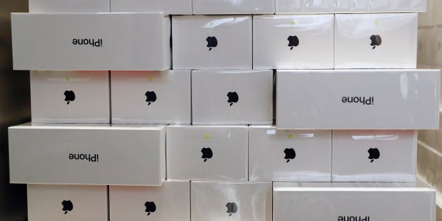 House lawmakers have asked Apple to answer more questions about the battery performance of its smartphones.