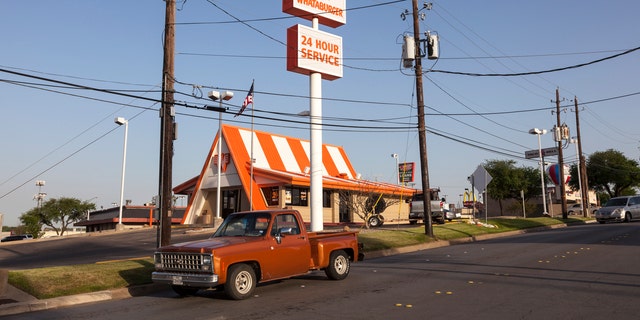 Texas Teen Devours 10 Patty Whataburger Meal In Viral Tiktok Clip