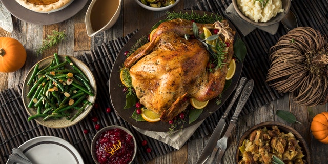 When cooking Thanksgiving dinner, there are steps you can take to reduce your risk of getting food poisoning.