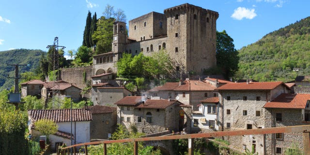 italian villa istock