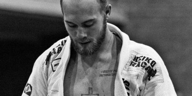 Jared Platt was recently diagnosed with stage 4 cancer after undergoing surgery to relieve pain, but doctors have not yet determined the exact type.