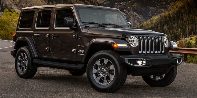 185fcaa7-2018 jeep wrangler