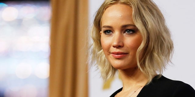 Actress Jennifer Lawrence arrives at the 88th Academy Awards nominees luncheon in Beverly Hills, California February 8, 2016. REUTERS/Mario Anzuoni/File Photo - RTX2MOKE