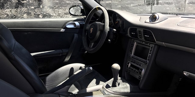 Review Porsche 911 Gt3 Rs And Cayman Gt4 Gear Patrol