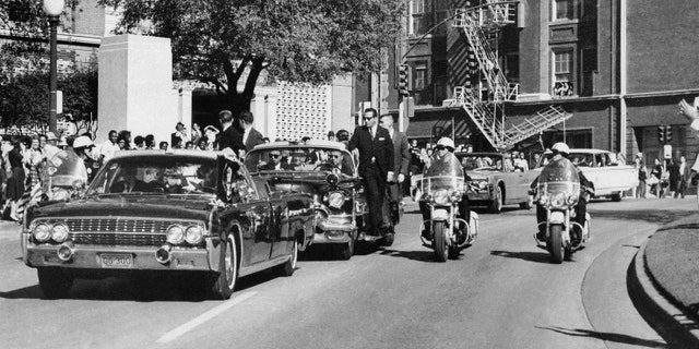 (AP Photo/James W. "Ike" Altgens, File)