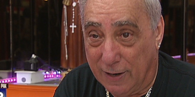 Joey Vento, owner of famous Philly cheesesteak stand Geno's Steaks, dies at age 71.