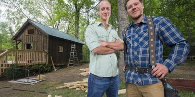 john-weisbarth-and-zack-giffin-tiny-house-nation-tv-hosts-600x336