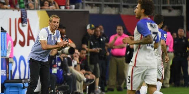 USA's Jurgen Klinsmann is pictured during the Copa America Centenario semifinal football match against Argentina in Houston, Texas, United States, on June 21, 2016. / AFP / Mark RALSTON (Photo credit should read MARK RALSTON/AFP/Getty Images)