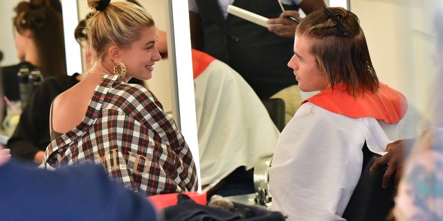 Justin Bieber takes Hailey Baldwin to his haircut days after the two were snapped crying in public | Fox News Justin Bieber takes Hailey Baldwin to his haircut days after the two were snapped crying in public | Fox News