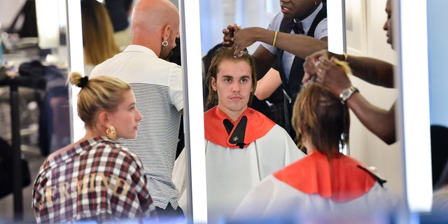 Justin Bieber takes Hailey Baldwin to his haircut days after the two were  snapped crying in public | Fox News