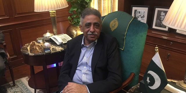 Muhammad Zubairm, the governor of Sindh and former chairman of the Pakistan Privatization Committee.
