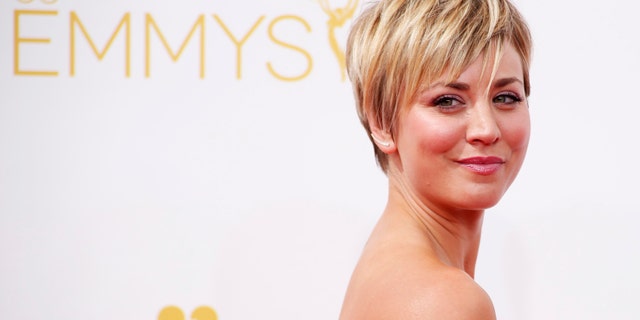 Kaley Cuoco-Sweeting from the CBS sitcom "The Big Bang Theory" arrives at the 66th Primetime Emmy Awards in Los Angeles, California August 25, 2014. REUTERS/Lucy Nicholson (UNITED STATES -Tags: ENTERTAINMENT)(EMMYS-ARRIVALS) - RTR43Q10