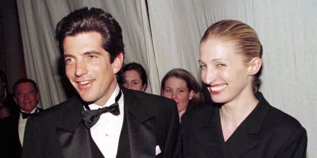 Jfk Jr S Wife Carolyn Bessette Struggled To Fit In Received Stern Advice From Ethel Kennedy Book Claims Fox News