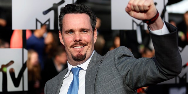 Actor Kevin Dillon arrives at the 2014 MTV Movie Awards in Los Angeles, California April 13, 2014. REUTERS/Danny Moloshok