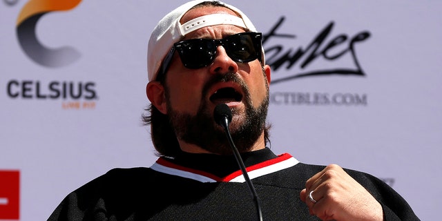 Director Kevin Smith speaks at a ceremony for Marvel co-creator Stan Lee to place his handprints, footprints and signature in cement in the forecourt of the TCL Chinese theatre in Los Angeles, California, U.S., July 18, 2017. REUTERS/Mario Anzuoni - RC1FA799CC00