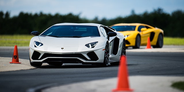 2017 Lamborghini Aventador S test drive | Fox News