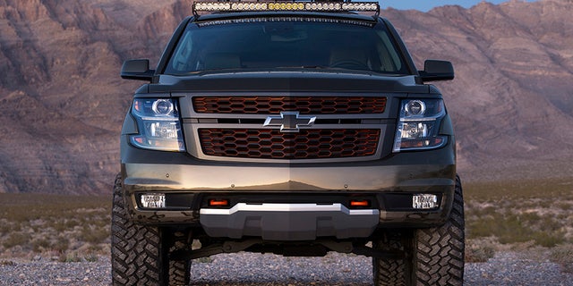 Country music superstar Luke Bryan has teamed up with Chevrolet to create a bold, stylized Suburban concept introduced at the 2017 SEMA Show. The concept speaks to Lukeâs âHuntin, Fishinâ and Lovinâ Every Dayâ outlook.