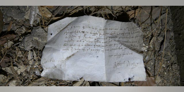 1633 letter in the South Barracks, Knole House (National Trust).