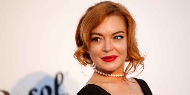 Lindsay Lohan is set to star in a Christmas-themed romantic comedy for Netflix.
