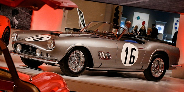 1959 Ferrari 250 GT LWB California Spider Competizione by Scaglietti