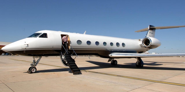 U.S. immigration authorities routinely use luxury private jets like this Gulfstream to deport undocumented immigrants.