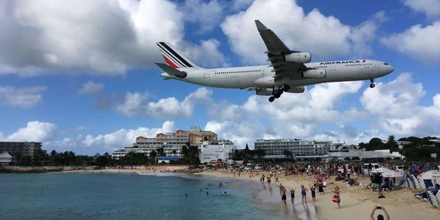 maho beach clint henderson