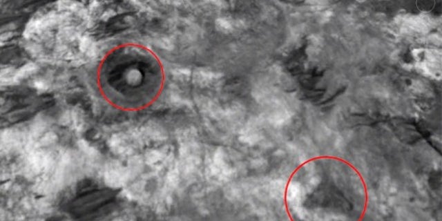 The 'dome' and 'pyramid' features on the surface of Mars (Google Earth/ESA/DLR/FU Berlin, G. Neukum)
