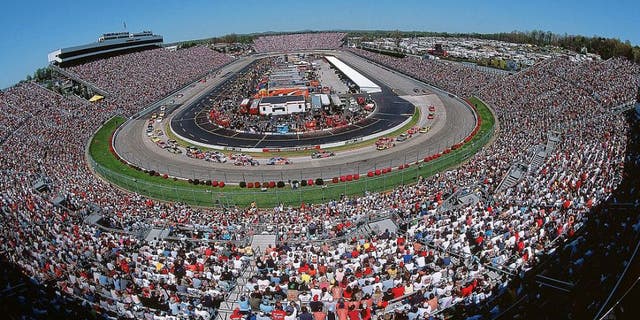 UNITED STATES - APRIL 13: Auto Racing: NASCAR Virginia 500, Aerial view of Martinsville Speedway during race, Martinsville, VA 4/13/2003 (Photo by George Tiedemann/Sports Illustrated/Getty Images) (SetNumber: X68212 TK1 R16 F9)