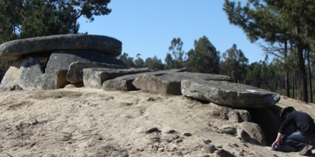 Dolmen da Orca, a typical dolmenic structure in western Iberia. (F. Silva)