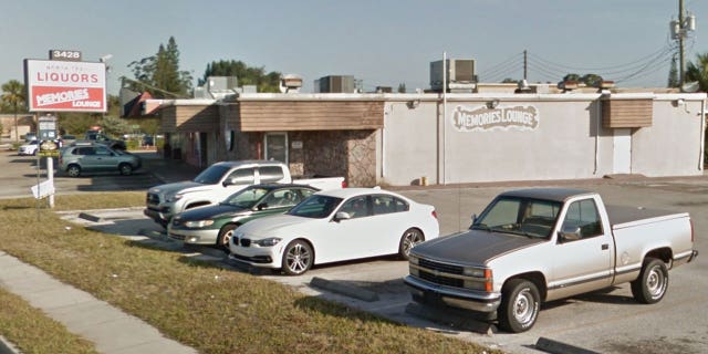 Memories Lounge in Sarasota, Fla., was hit by two very bold thieves.