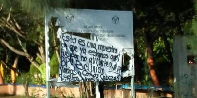 Four separate messages with the same text appeared Tuesday morning in Playa del Carmen.