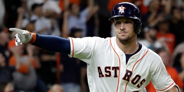 An MLB player left a large tip for a waitress whose car was broken into.