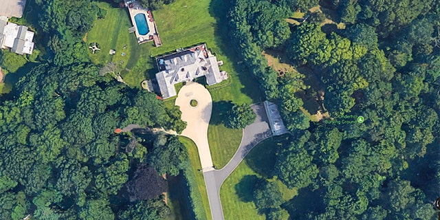 Satellite views of 199 Feeks Lane in Locust Valley, N.Y.