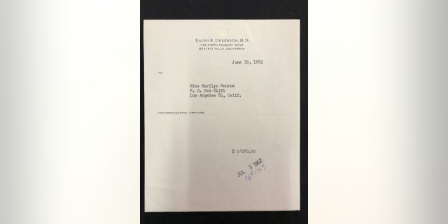 The typed receipt from the Marilyn Monroe's psychiatrist Dr. Ralph R. Greenson (Henry Aldridge & Son)