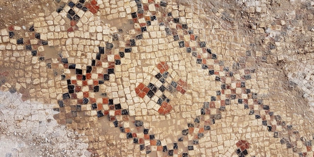 A close-up shot of the mosaic. (Photo: Anat Rasiuk, Israel Antiquities Authority)