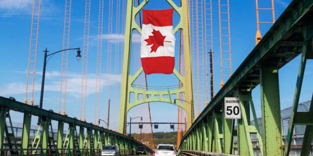 move-to-canada-brige