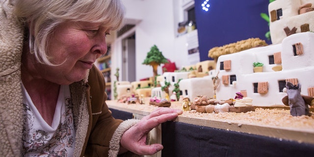 British baker Lynn Nolan worked six months to create a stunning replica of Bethlehem for a charity auction.