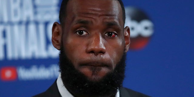 lebron james2