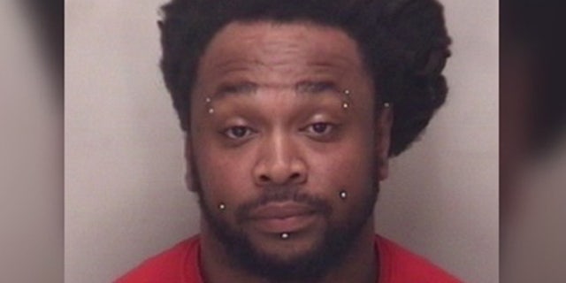 Keiyenne Mynx Hijin, who also goes by the name Geoffrey Roberson, left his 1-year-old child in the car while he went to go work out at Planet Fitness.