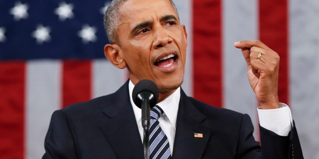 WASHINGTON, DC - JANUARY 12: President Barack Obama delivers his State of the Union address before a joint session of Congress on Capitol Hill January 12, 2016 in Washington, D.C. In his final State of the Union, President Obama reflected on the past seven years in office and spoke on topics including climate change, gun control, immigration and income inequality. (Photo by Evan Vucci - Pool/Getty Images)