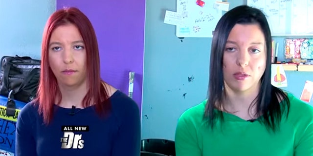 Twins who appeared on the TV show "The Doctors" apparently committed suicide in a reported pact.