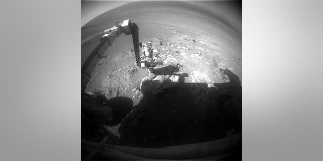 62be5583-