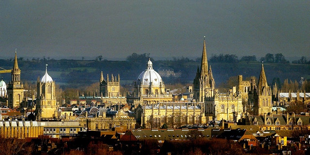 De daken van Oxford University van een afstand gezien.  Foto: Peter McDiarmid/Reuters