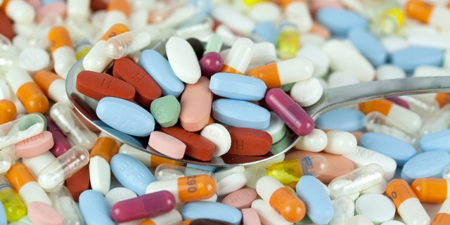 Loeffel auf Tabletten