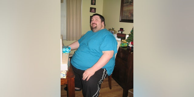 Goodall said he could eat "up to 6,000 calories" in one sitting, often gorging on pizza, chicken wings and soda.