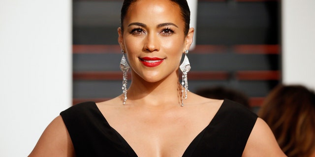 Actress Paula Patton arrives at the 2015 Vanity Fair Oscar Party in Beverly Hills, California February 22, 2015.
