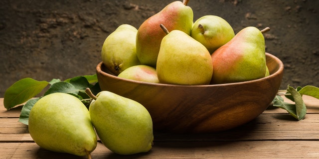 "Soluble fiber is the predominant fiber found in pears, specifically pectin."