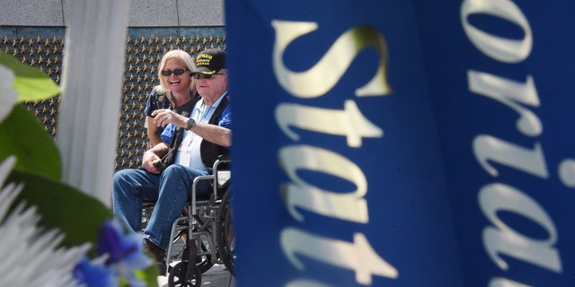 Lang Spicer, a 93-year-old WWII veteran who served as a mechanic in the Navy during the war, met Nancy Griffith in Washington four years ago.